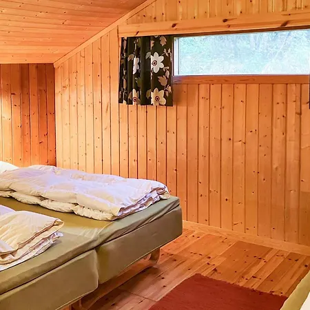Semesterbostad 6 Person In Olden